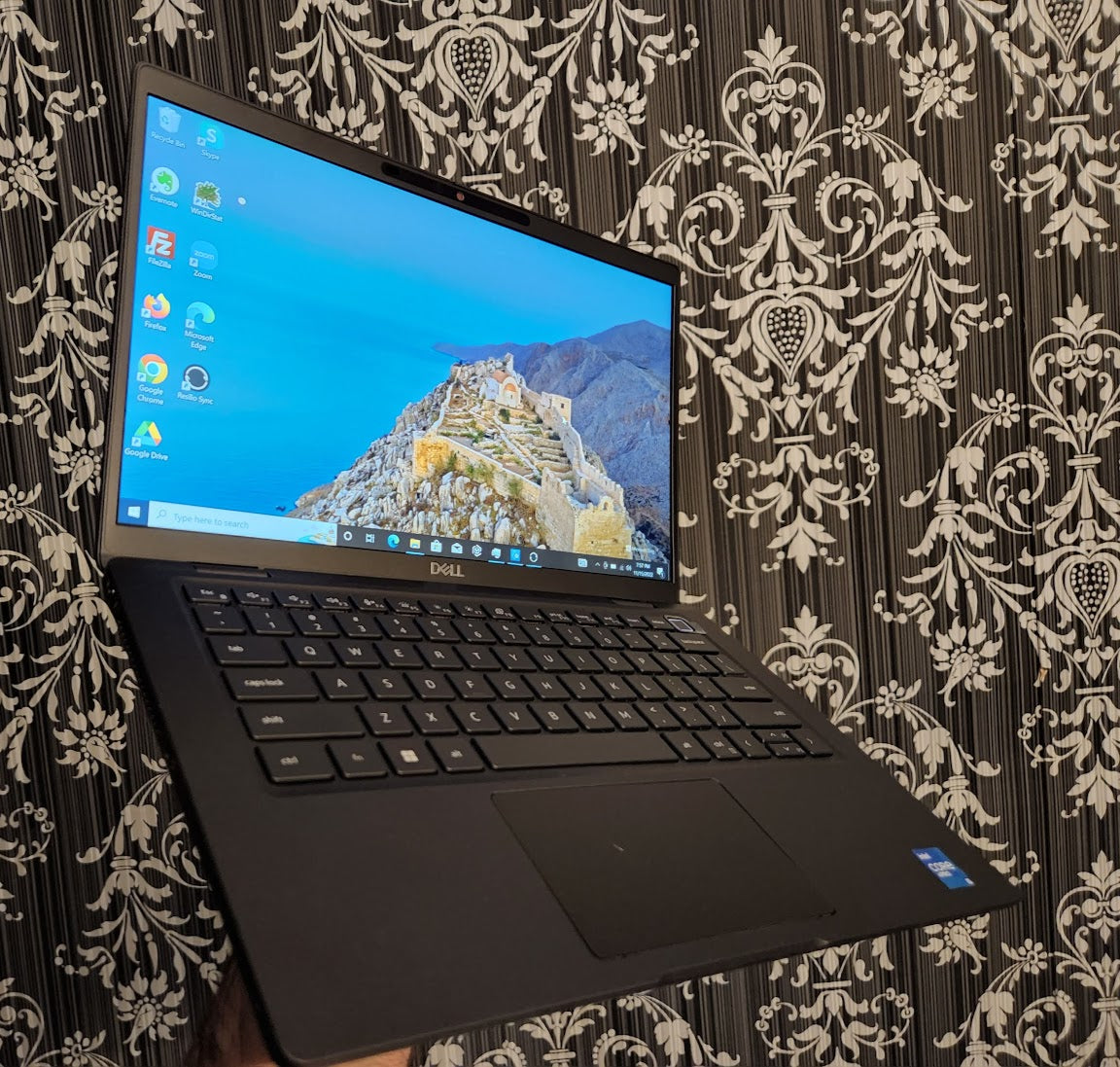 Dell Latitude 7320 | 13.3" FHD LED | Intel Core i5-1145G7 | 16GB DDR4 | 256GB m.2 NVMe SSD | WiFi-6 | Bluetooth 5 | Windows 10 Pro | Thunderbolt 4 | 3 year onsite warranty