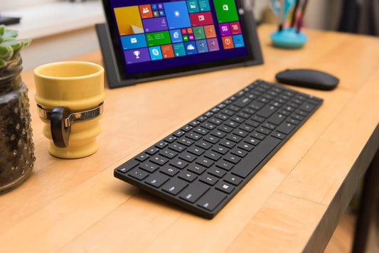 Microsoft Designer Bluetooth Wireless Desktop Keyboard and Mouse (Windows/Apple compatible)